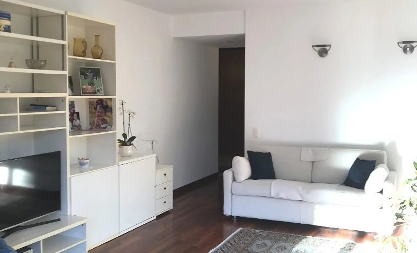 CASTAGNOLA
Appartamento ammobiliato 3.5 locali fronte lago - Foto 8 di 9