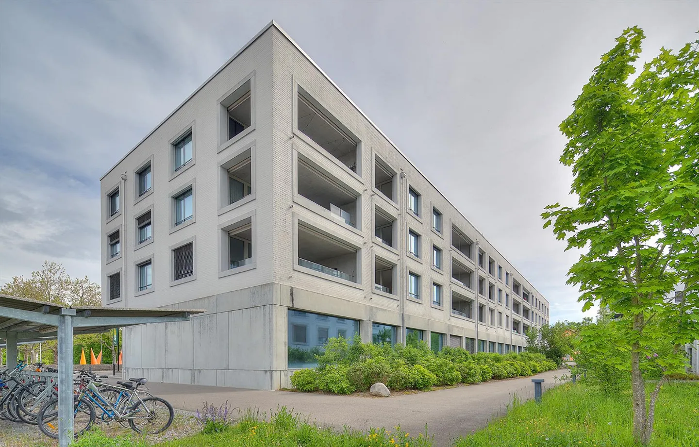 Vielseitiger Werkraum - Foto 1 von 1