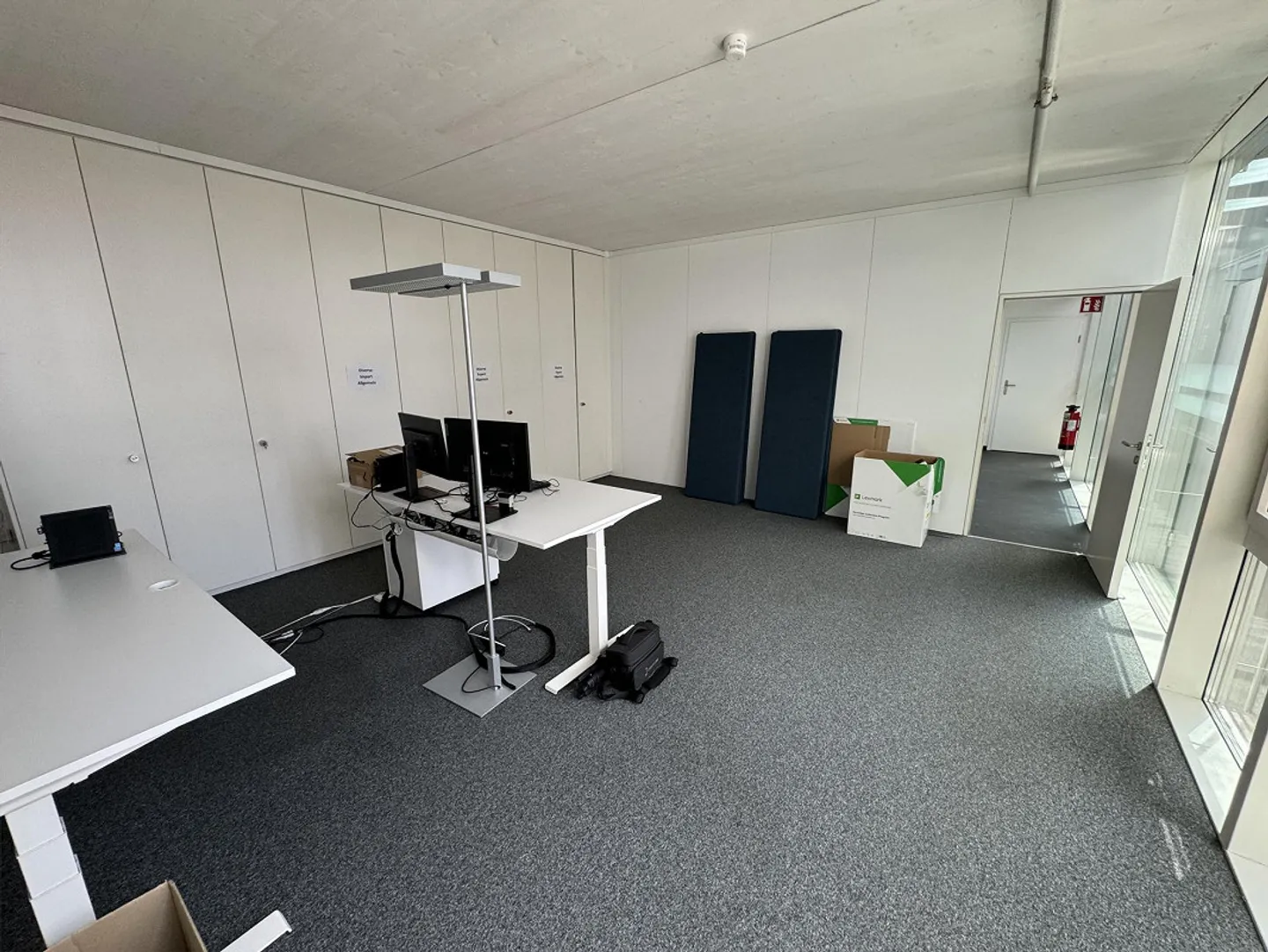 Zentrale Büro- und Gewerbefläche zu vermieten! - Foto 2 von 23