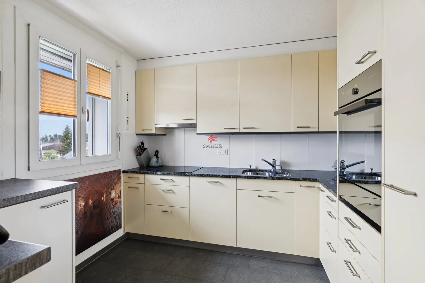 Family-Friendly Apartment with Views - Photo 3 of 6