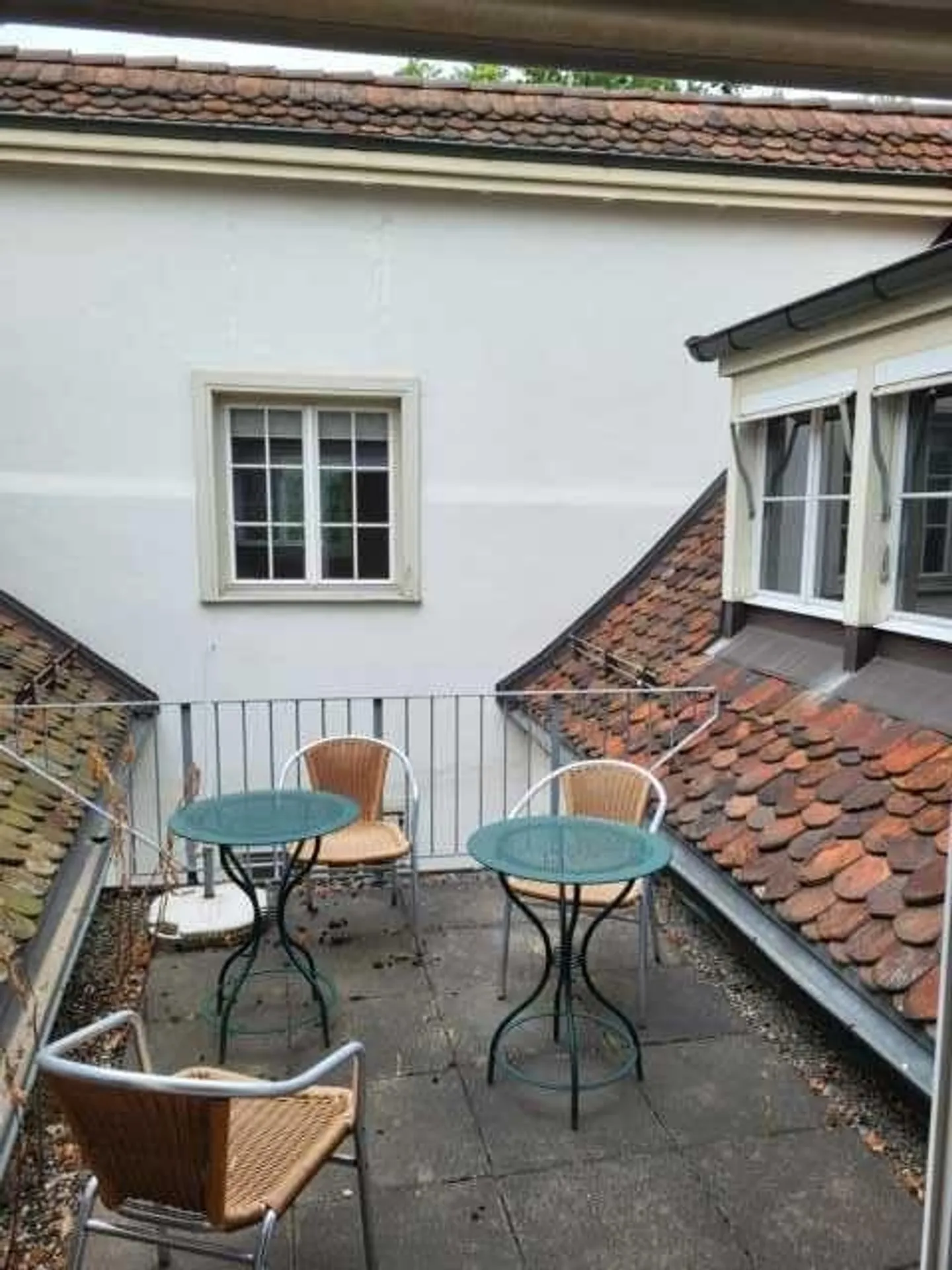 Ufficio mansardato in un edificio storico - Foto 5 di 5
