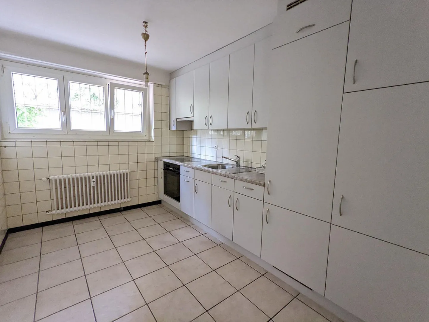 3-Zimmerwohnung im Erdgeschoss nähe Aeschenplatz - Foto 2 von 8