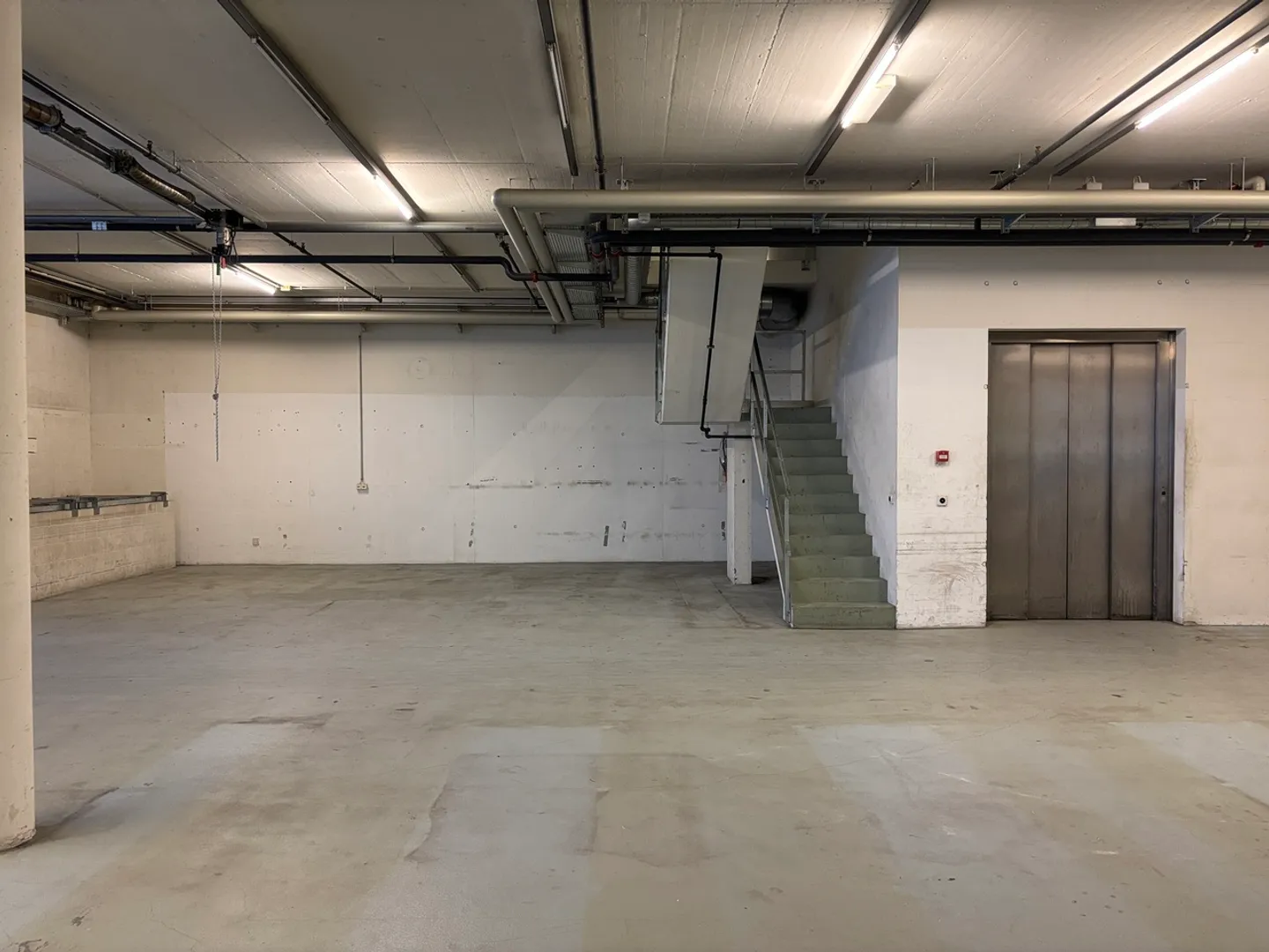 Vielseitige Gewerbefläche - Foto 4 von 9