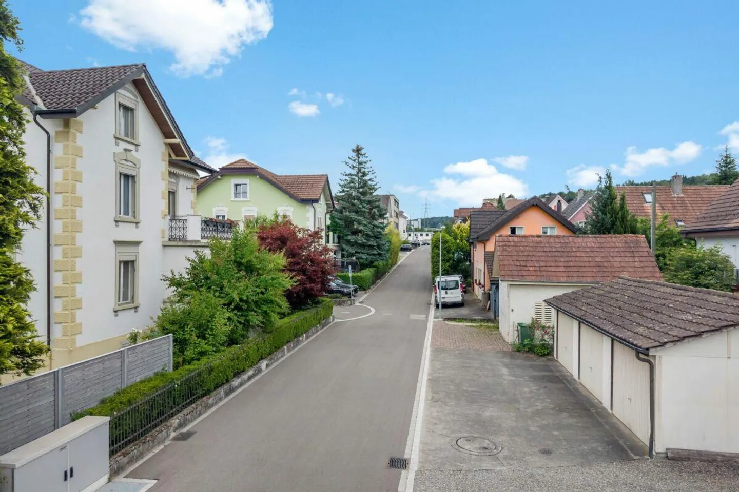 Charmantes Zweifamilienhaus in zentraler Lage - Foto 4 von 23