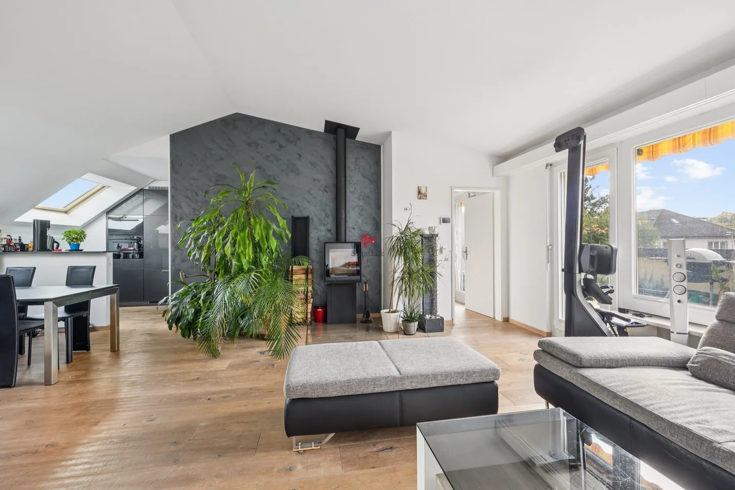 Vivere moderno in una posizione centrale con balcone - Foto 1 di 11