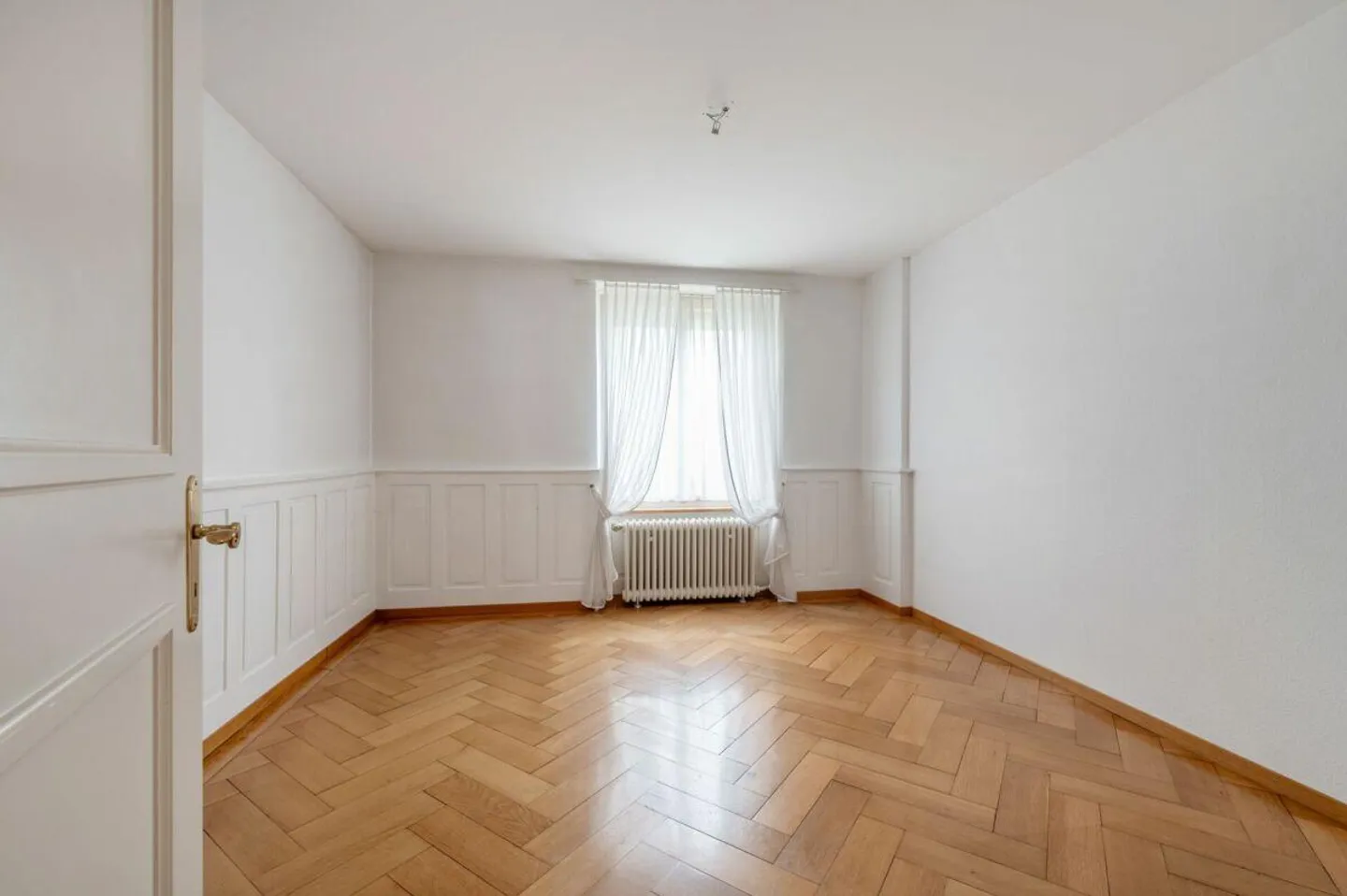 Charmantes Zweifamilienhaus in zentraler Lage - Foto 9 von 23