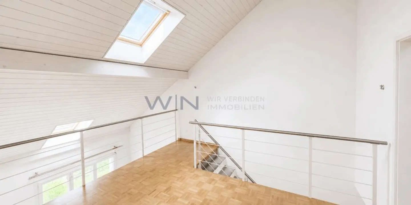 3.5-Zi-Maisonette mit Galerie & Balkon - Foto 1 von 10