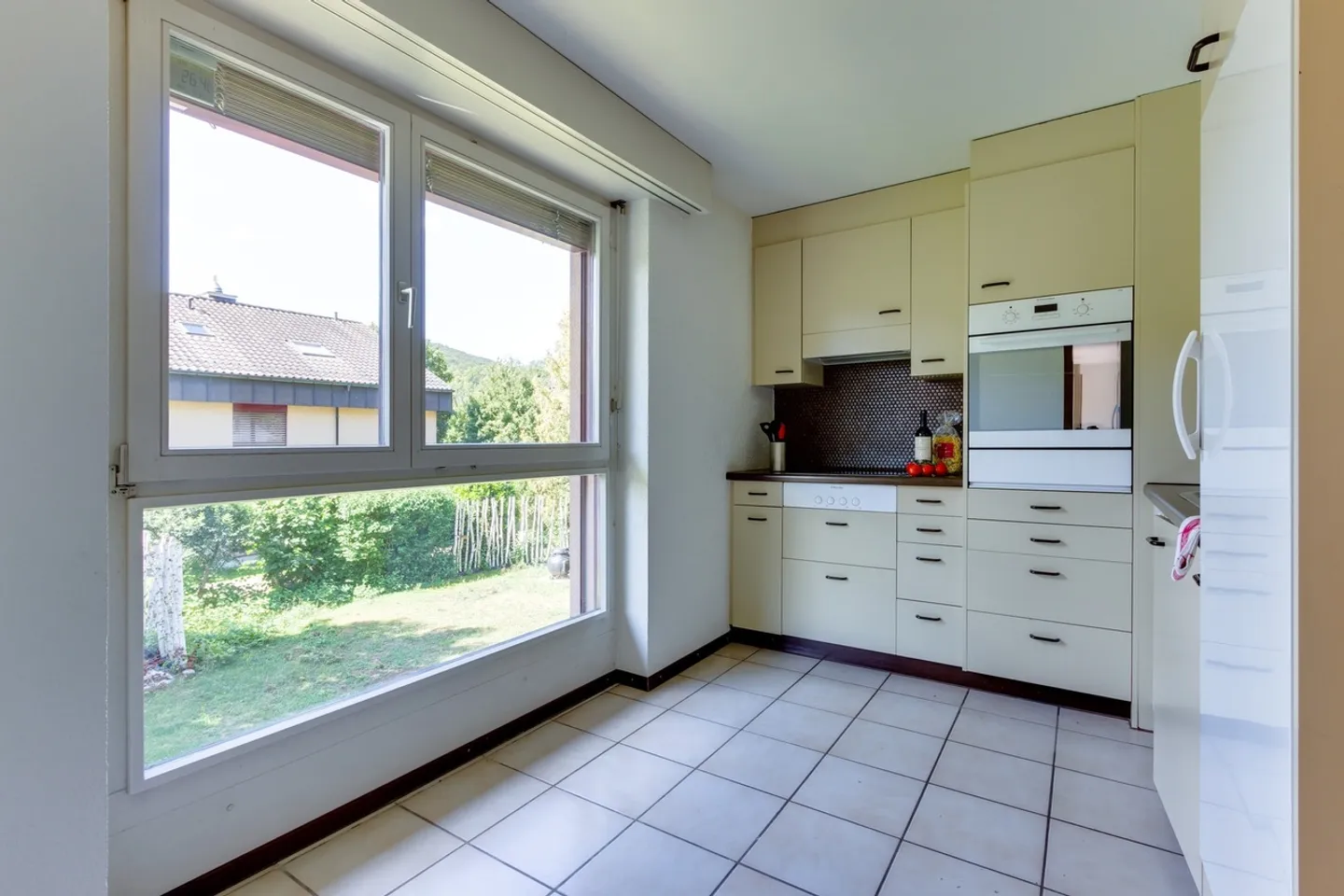 Familienfreundliche Wohnung mit Garten - Foto 5 von 13