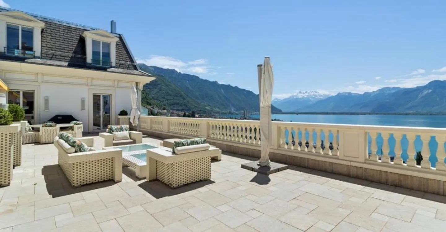Penthouse de luxe avec vue sur le lac - Photo 2 sur 12