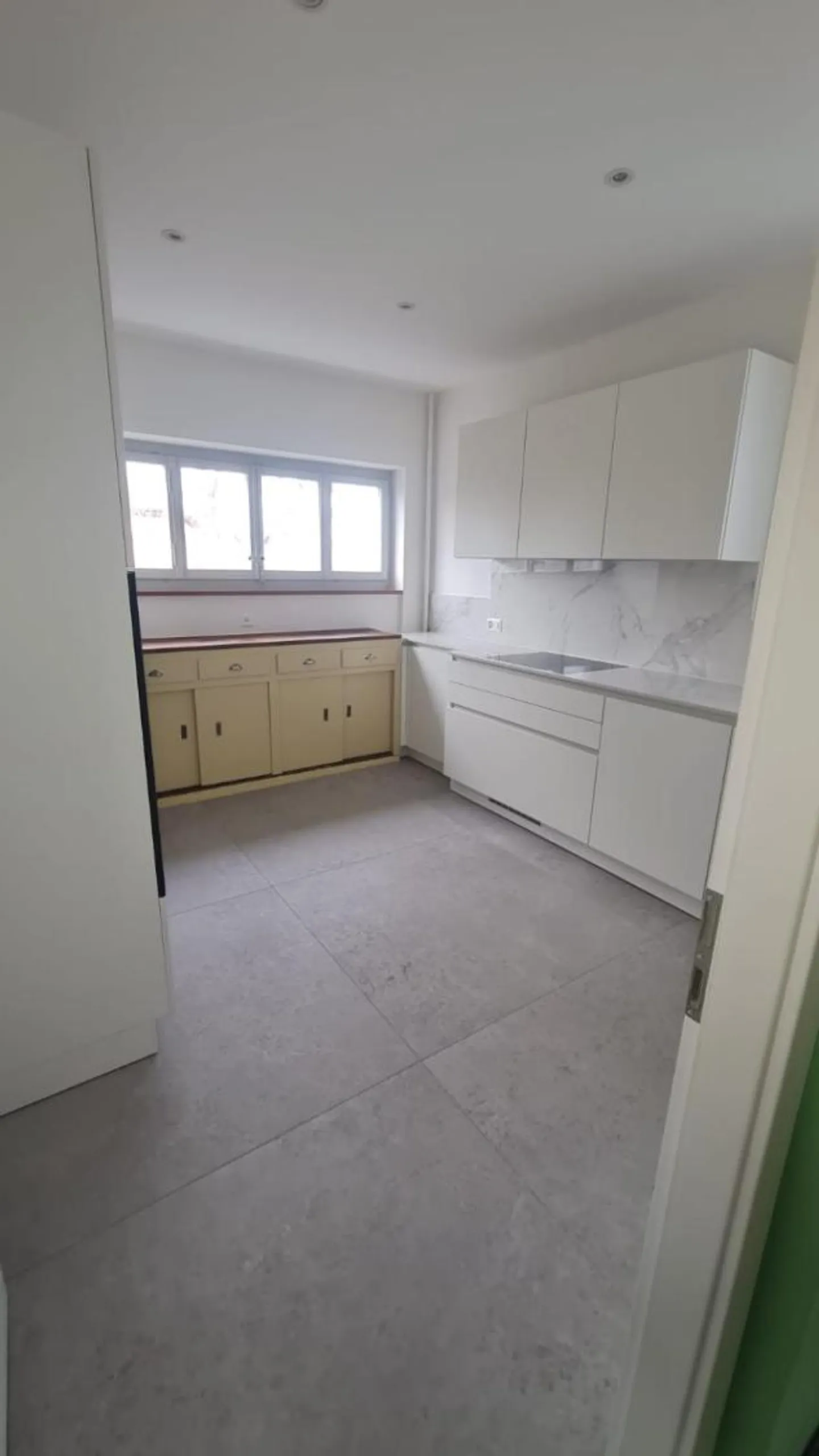 7.5 Room House - Photo 7 of 13