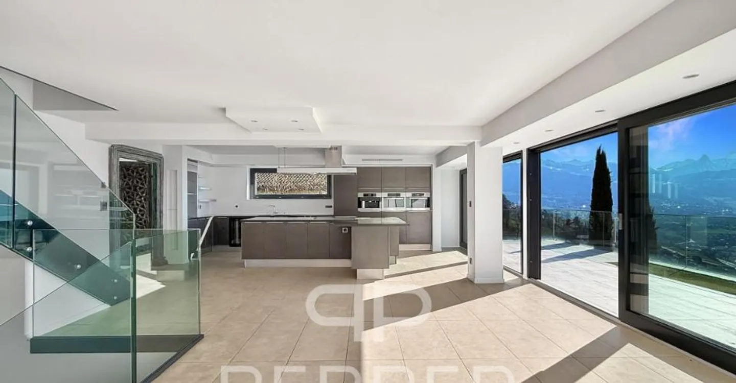 6-room Villa - Photo 4 of 11