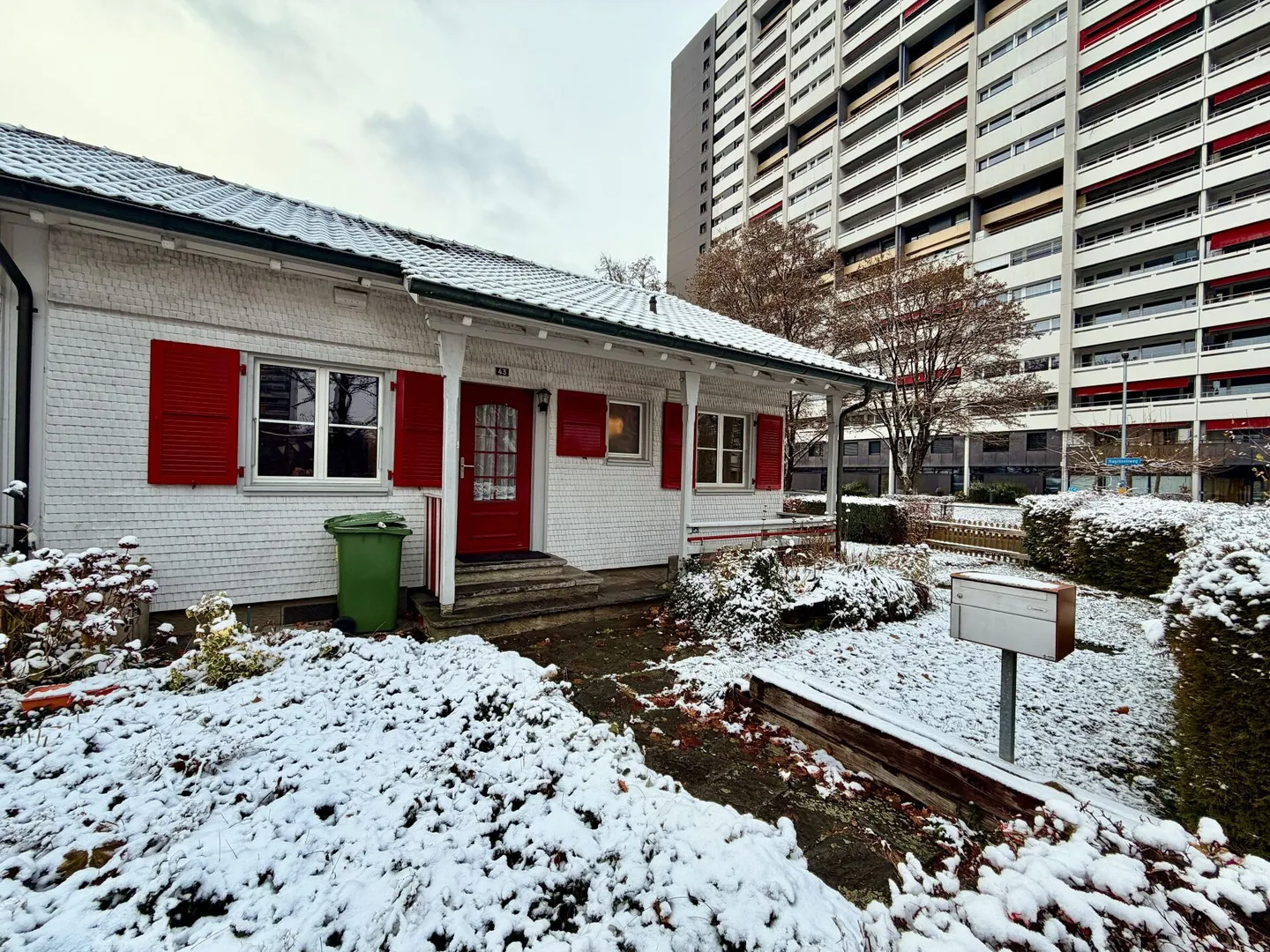 Incantevole casa familiare angolare di 3,5 stanze a Berna Betlemme - Foto 1 di 16