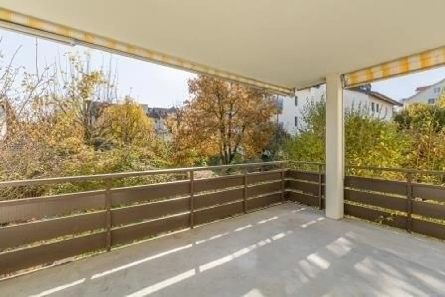 Prochain arrêt - Quartier Widspüel - Photo 8 sur 9