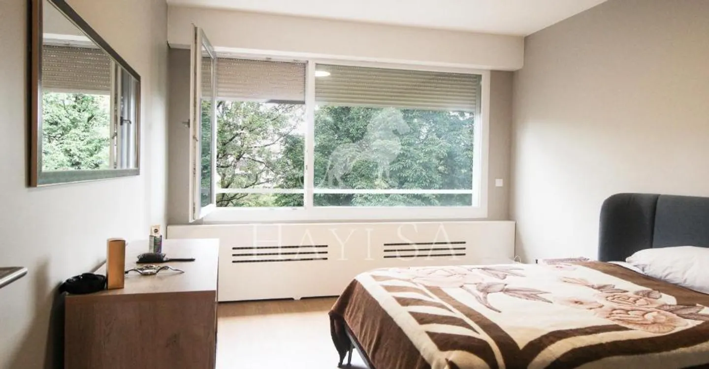 Appartamento lussuoso di 125m2 con balcone e vista dominante - Foto 6 di 9