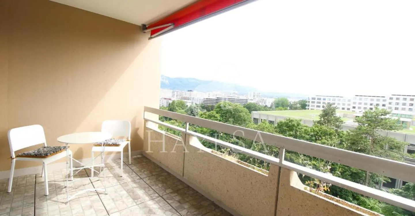 Appartamento lussuoso di 125m2 con balcone e vista dominante - Foto 9 di 9