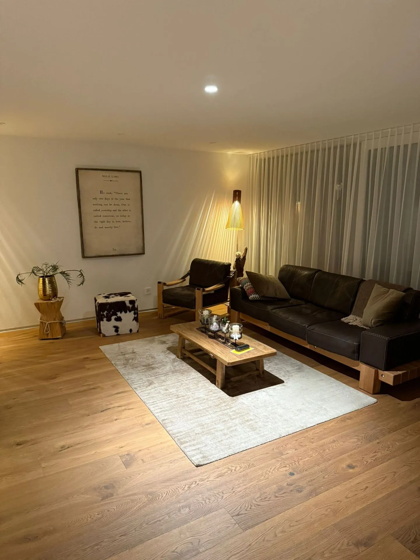 Appartamento moderno di 4½ locali con terrazza a Visp - affitto a lungo termine - Foto 2 di 13