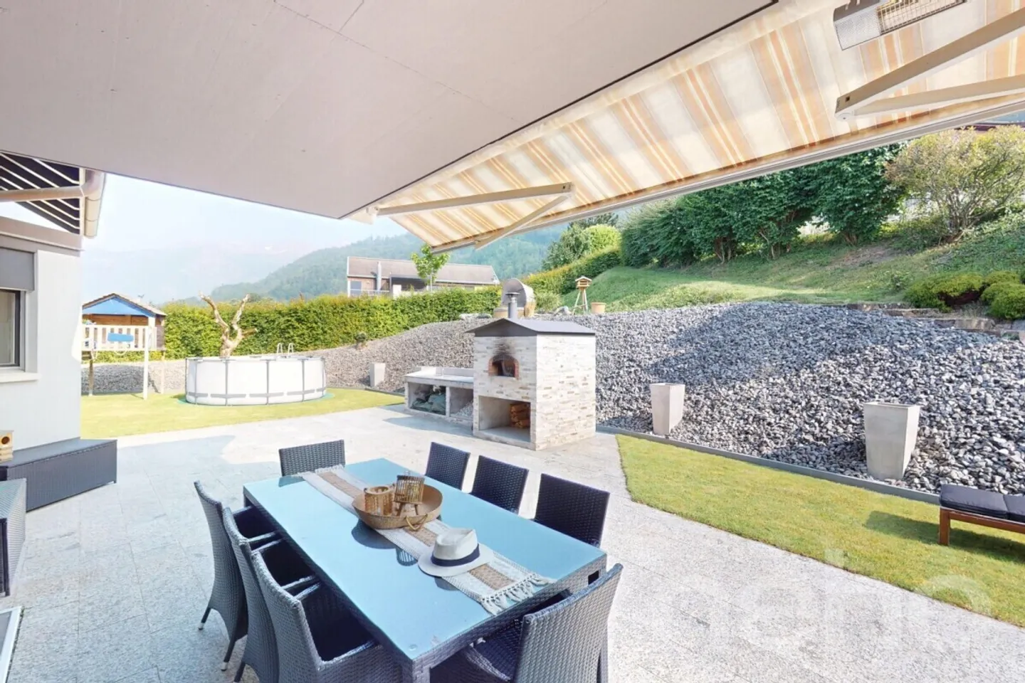 Contemporary villa with panoramic view and privileged living environment - Photo 5 of 12