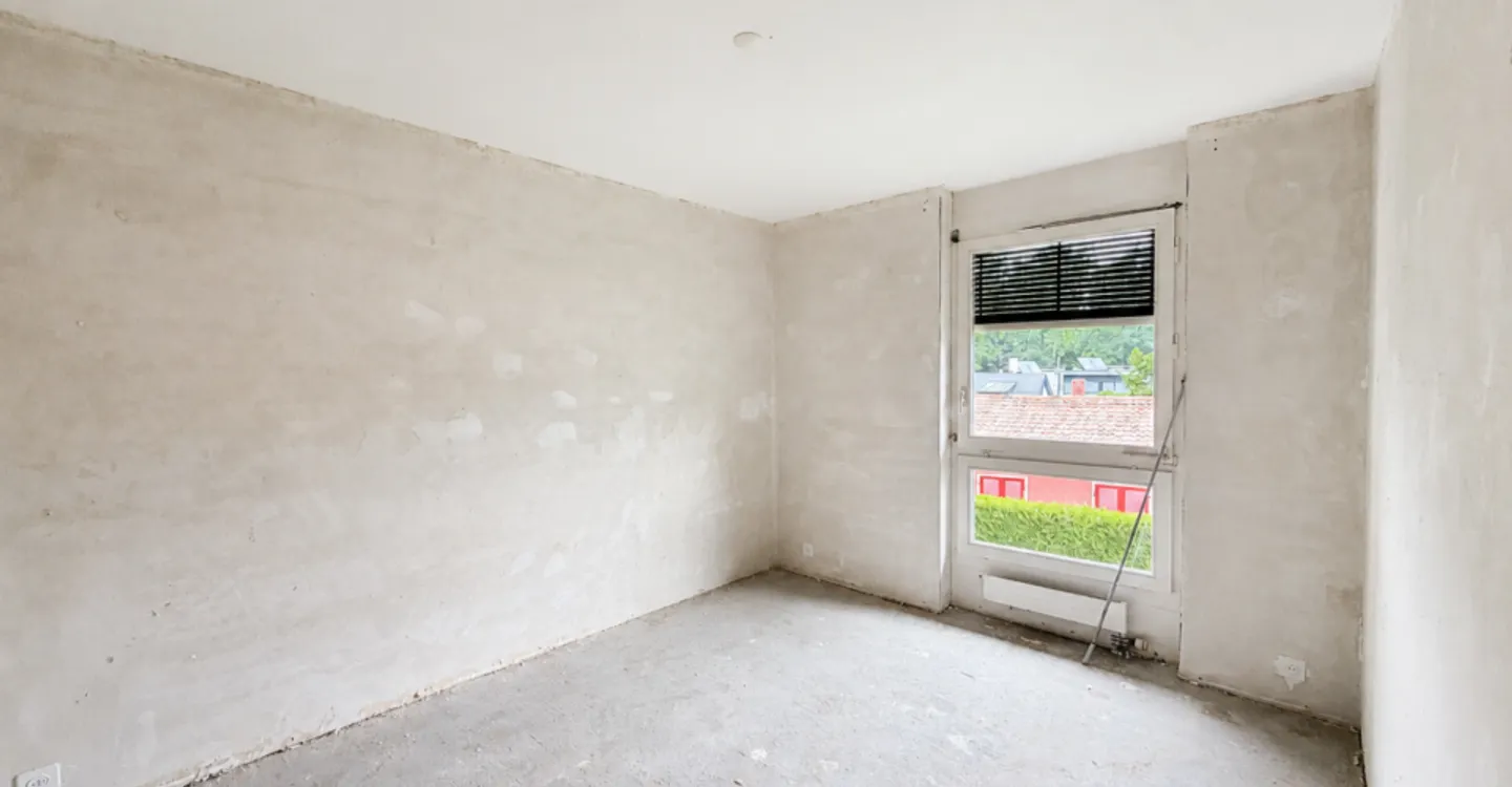 Fully Renovated Semi-Detached Villa Located in the Residential Municipality of Corsier - Photo 6 of 9