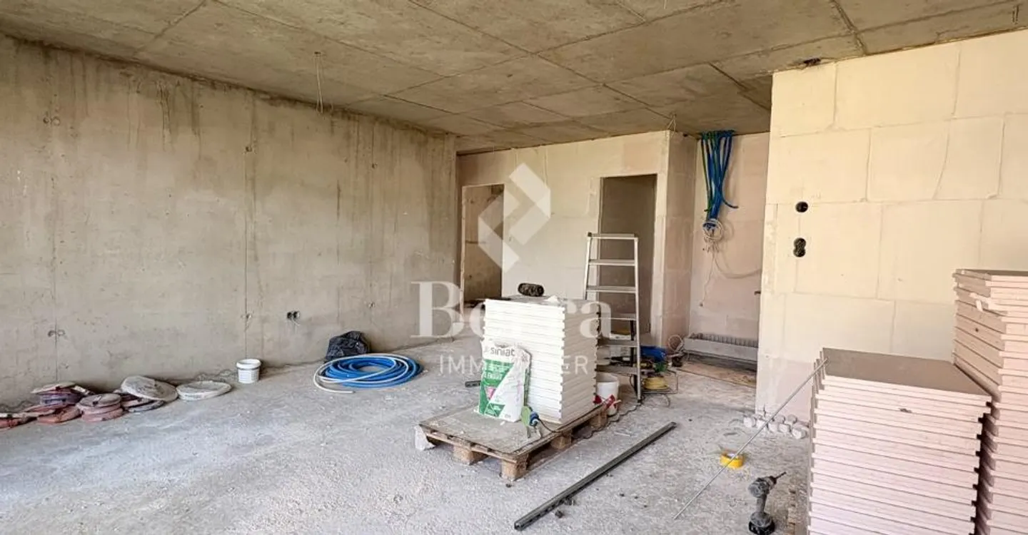 Modern Apartments in Saxon - Photo 3 of 13
