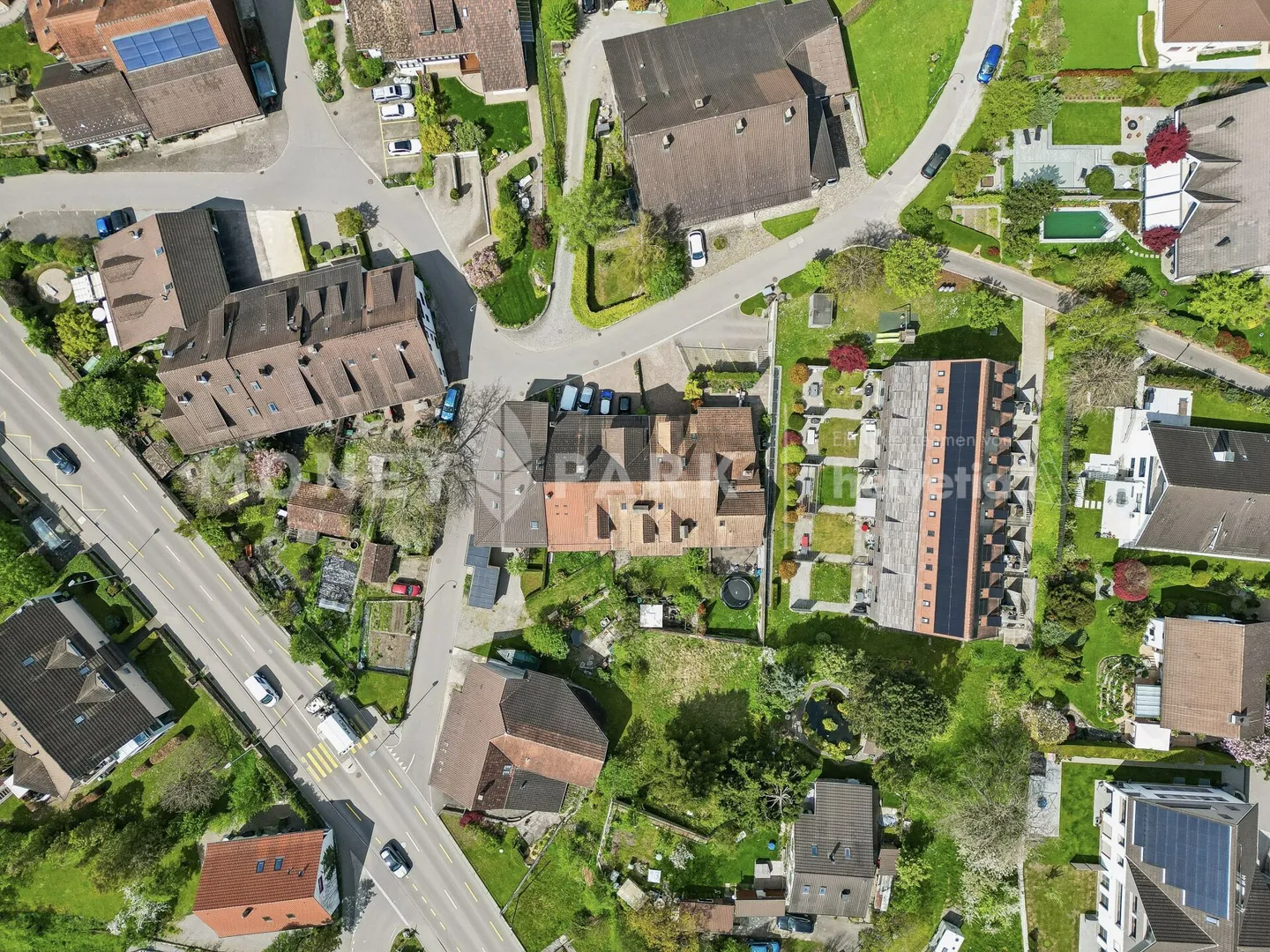 Appartamento giardino 2,5 stanze con patio soleggiato - Foto 9 di 11