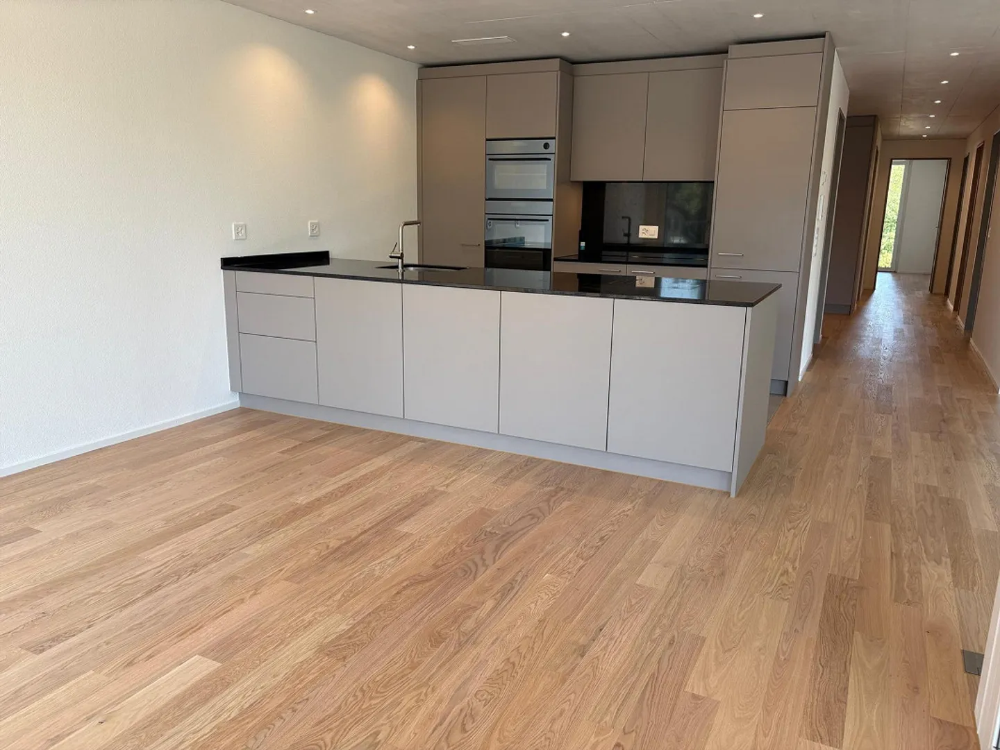 Appartements spacieux de 4,5 pièces avec standard de propriété - Photo 2 sur 8