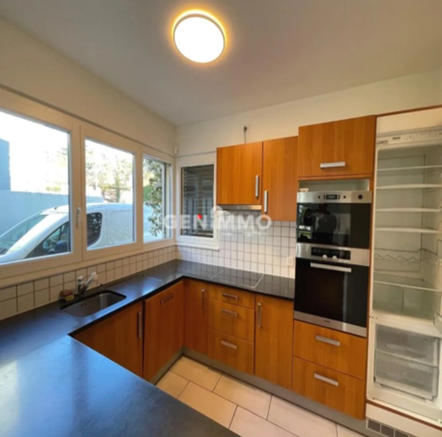 FOR RENT VILLA RIVE DROITE - Photo 3 of 7