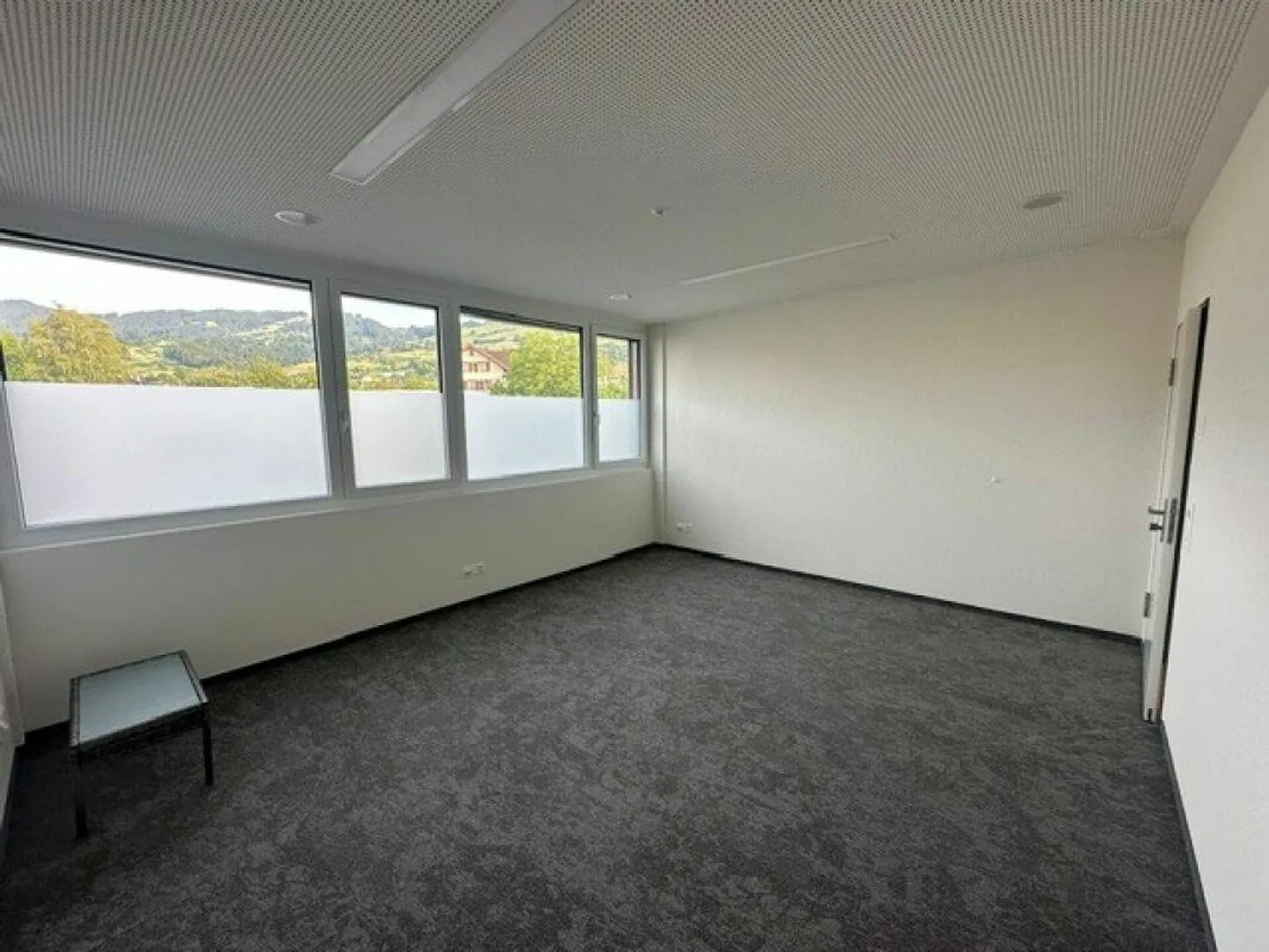 Plus d'espace pour votre succès - bureaux attrayants à louer - Photo 3 sur 6