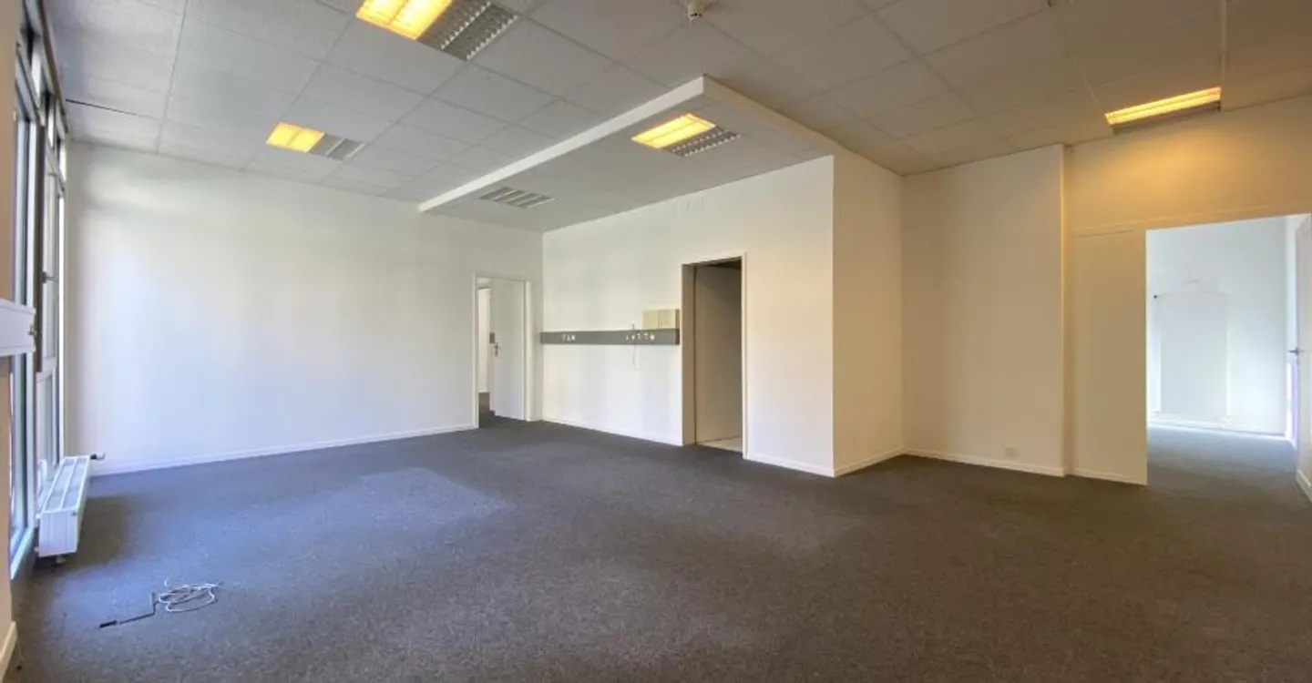Büro 3 Zimmer - Foto 1 von 7