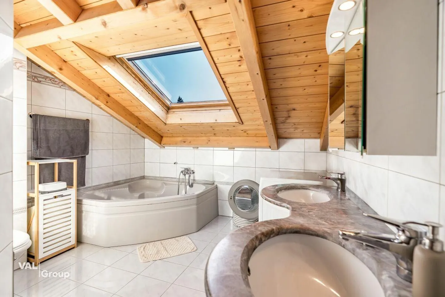 Charmant Appartement Sous Les Toits - Photo 9 sur 14