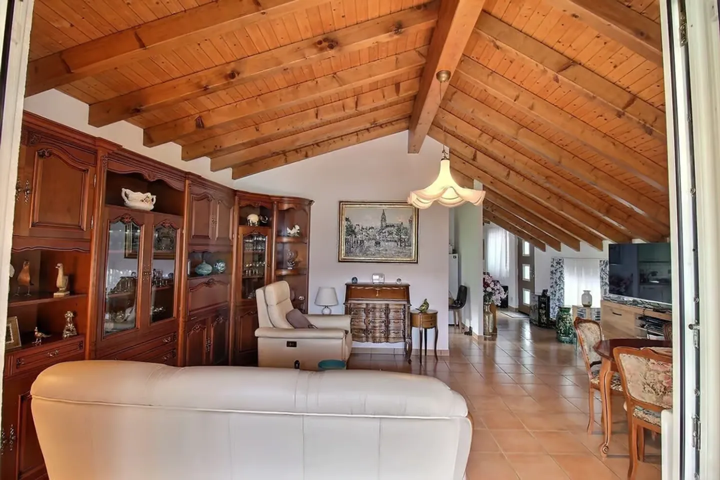 6005-MV. Chamoson. Large character villa in the heart of Chamoson - Photo 3 of 13