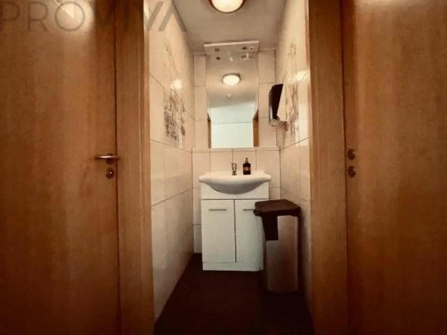 Spazio commerciale attrezzato come ristorante e bar - centro città - Foto 7 di 8