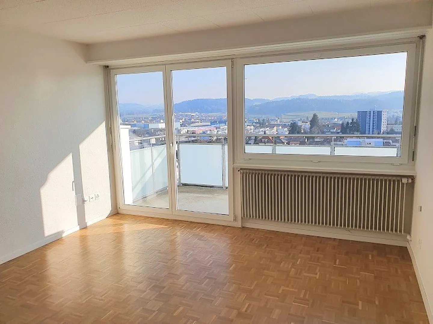 Living Above the Rooftops of Wil Near the Train Station - Photo 4 of 10