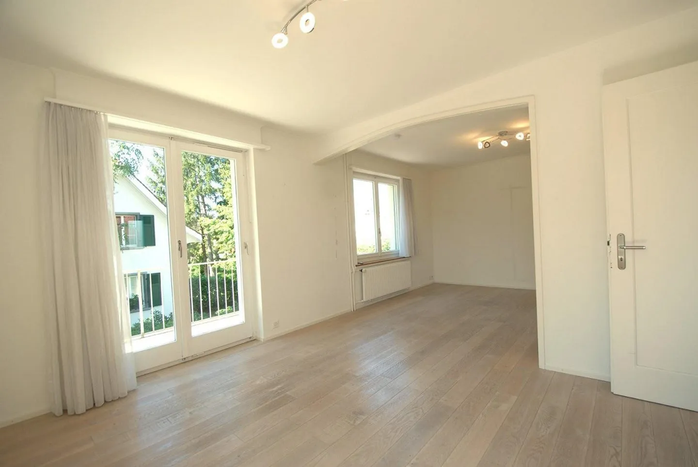 Charmante maison individuelle avec jardin, chalet et beaucoup d'espace à Reinach BL - Photo 12 sur 13