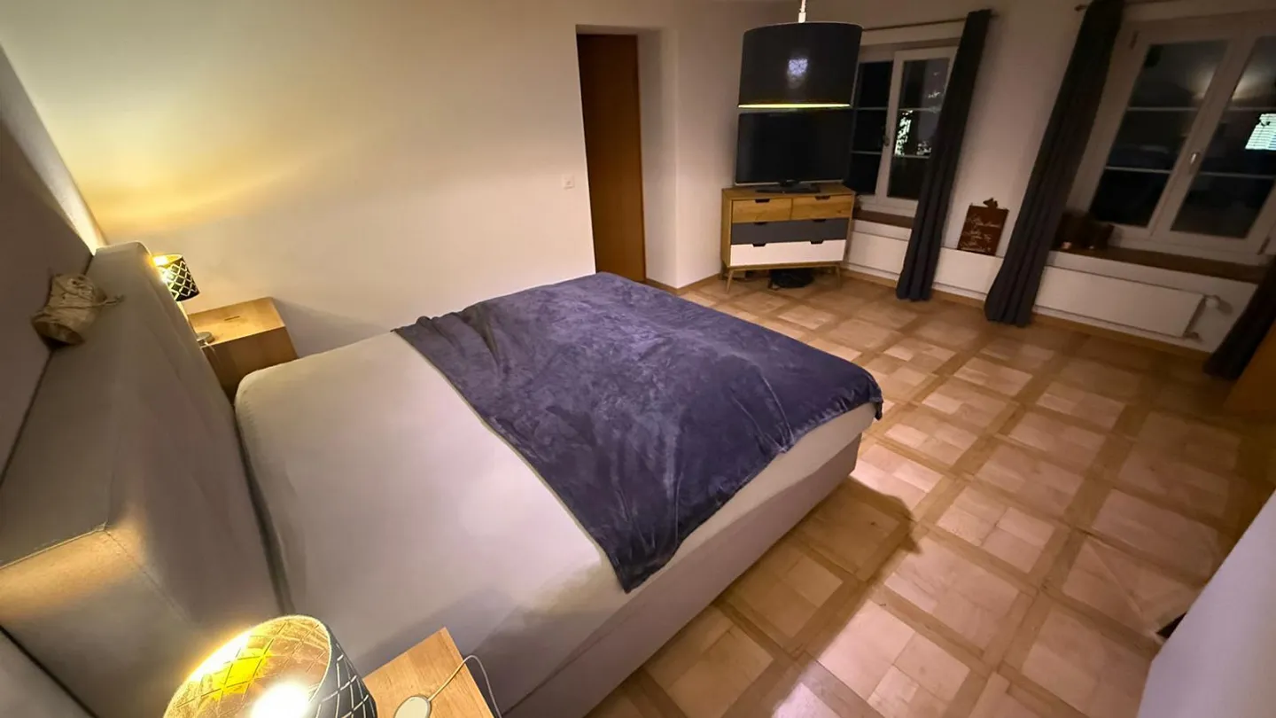 ✨ Wohnen mit Charme – 3.5-Zimmer-Maisonette mit Wintergarten, Terrasse & Traumküche in Lostorf 🌿 - Foto 6 von 11