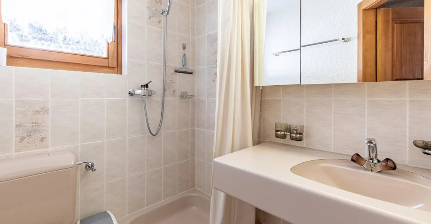 Appartement Charmant avec Vue Alpestre - Photo 6 sur 12