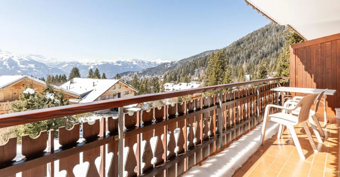 Appartement Charmant avec Vue Alpestre - Photo 9 sur 12
