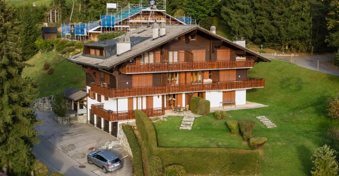 Appartement Charmant avec Vue Alpestre - Photo 11 sur 12