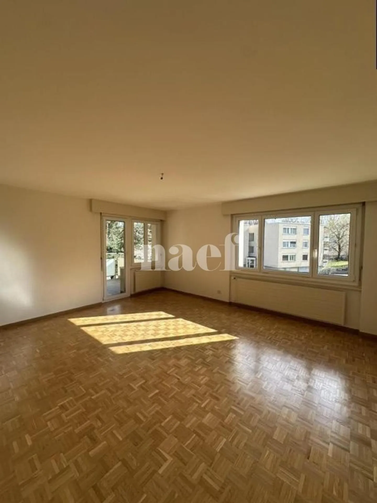 4-room apartment - Photo 1 of 6