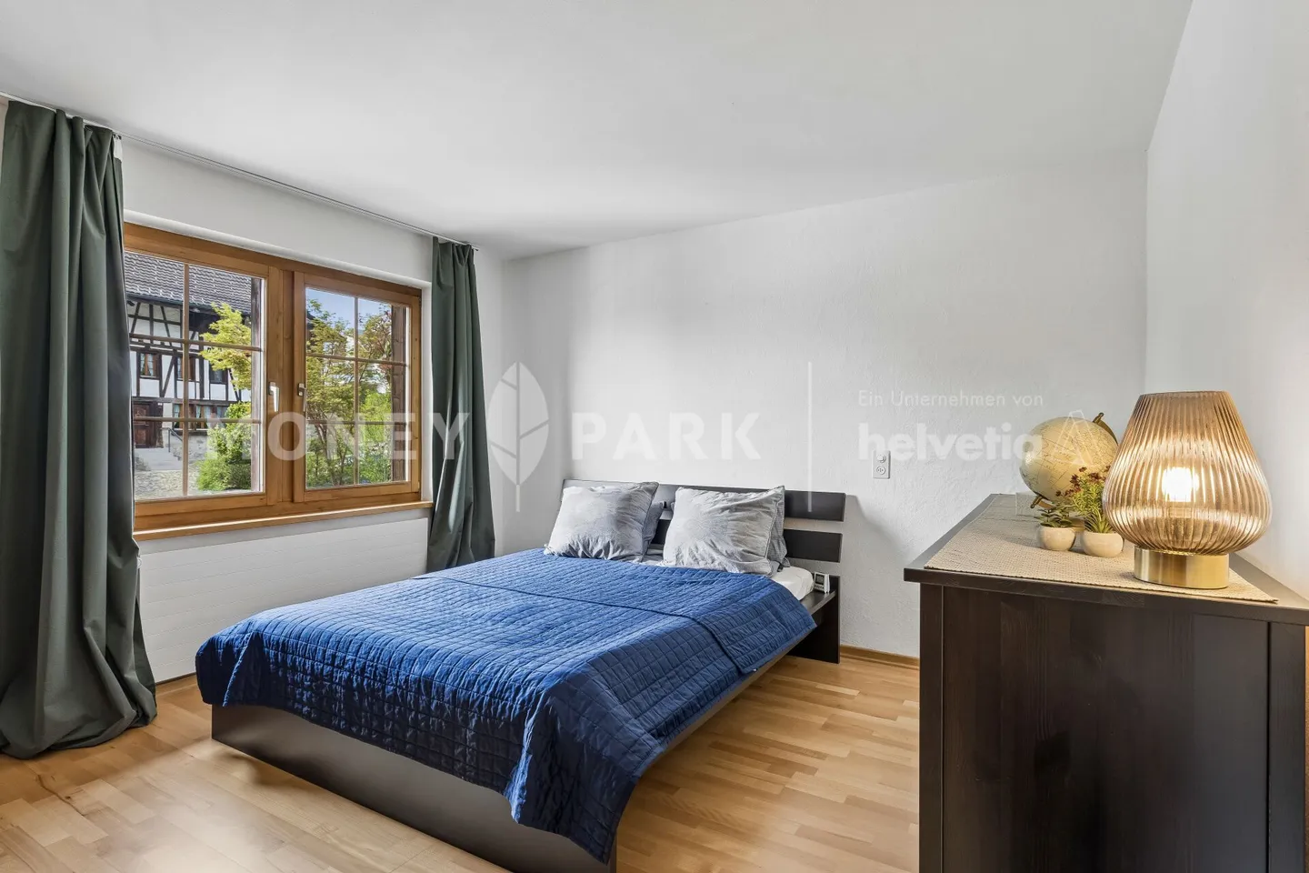 Appartamento attraente di 2,5 stanze con camino e balcone - Foto 6 di 11