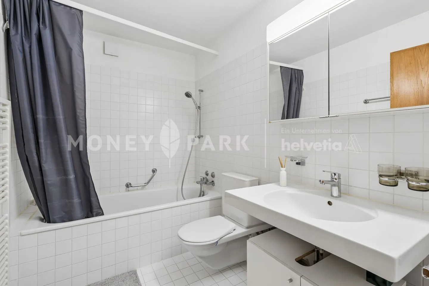 Appartamento attraente di 2,5 stanze con camino e balcone - Foto 7 di 11