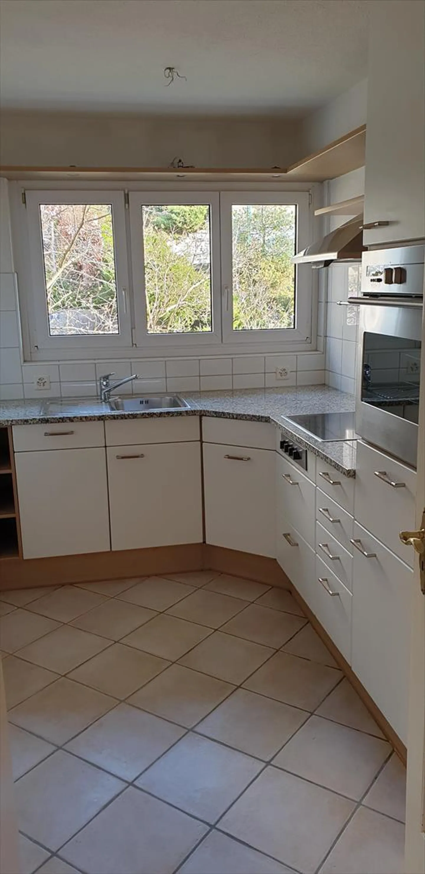 Bright 2-room apartment in a quiet location at Hönggerberg - Photo 2 of 6