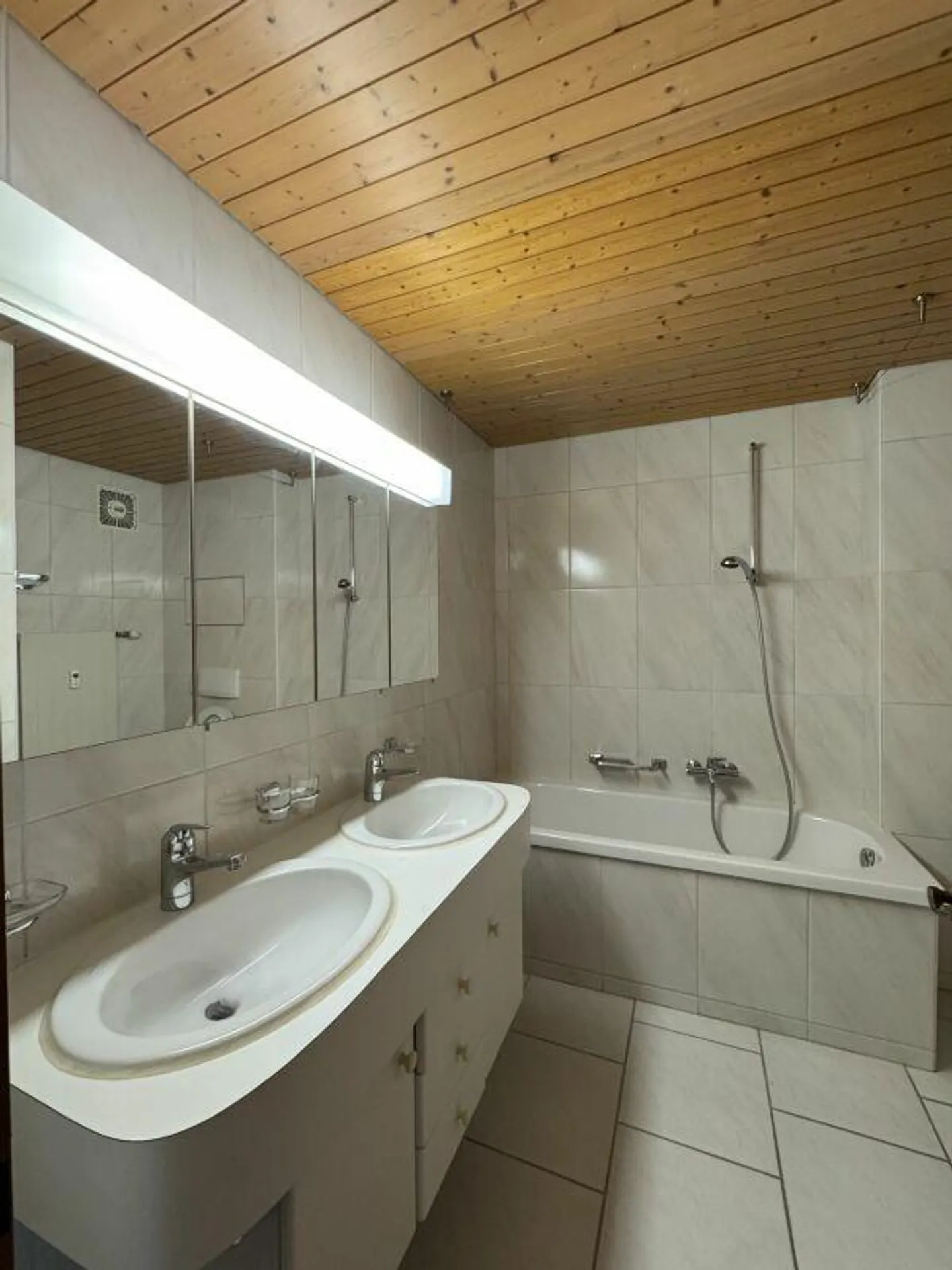 Appartement spacieux de 3 pièces à Riehen - Photo 6 sur 9