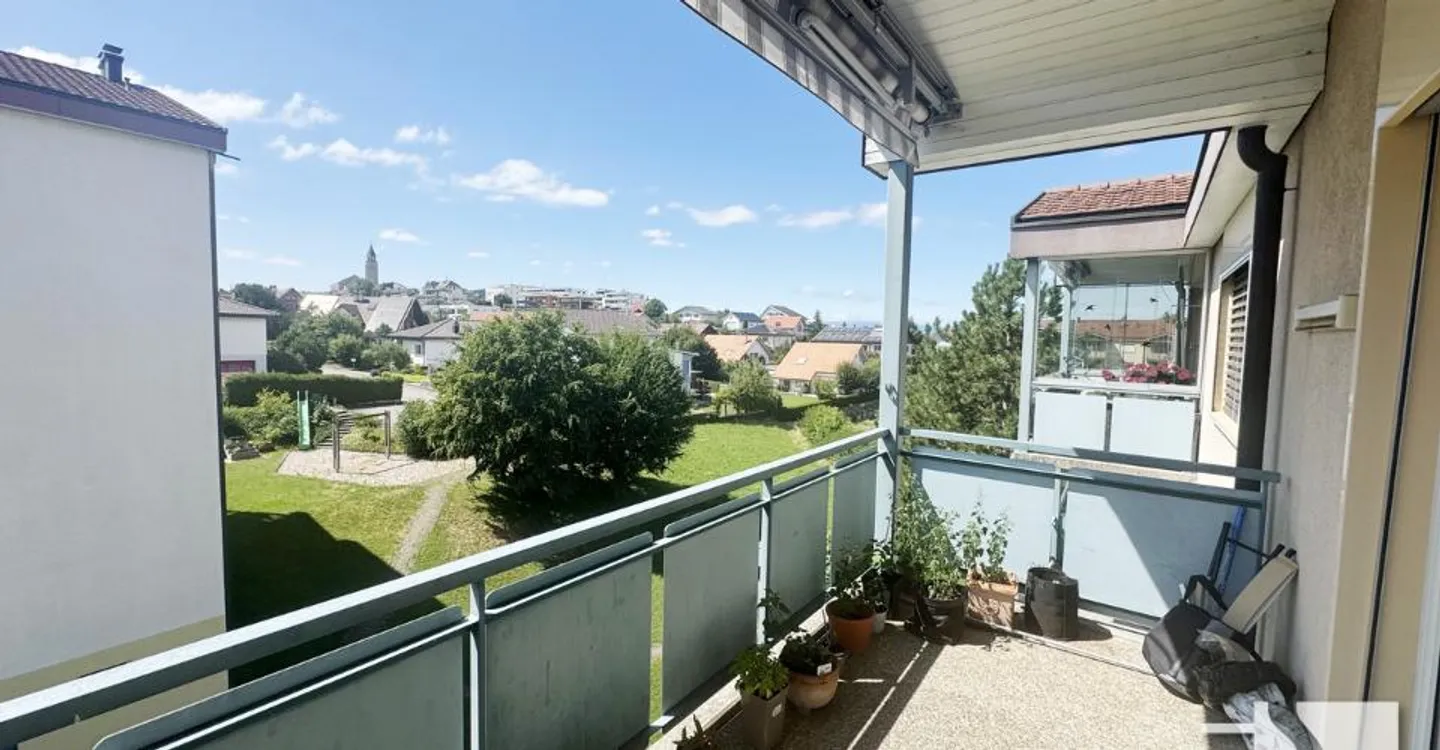 Grosszügige 5-Zimmer-Wohnung im 3. Obergeschoss mit Garagenstellplatz in der Tiefgarage - Foto 5 von 8