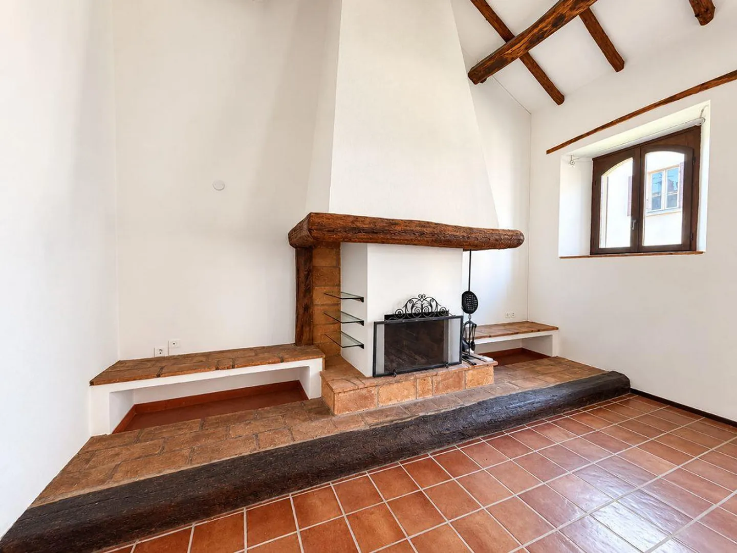 Cureglia_ Independent house of 2.5 rooms in the nucleus - Photo 2 of 8