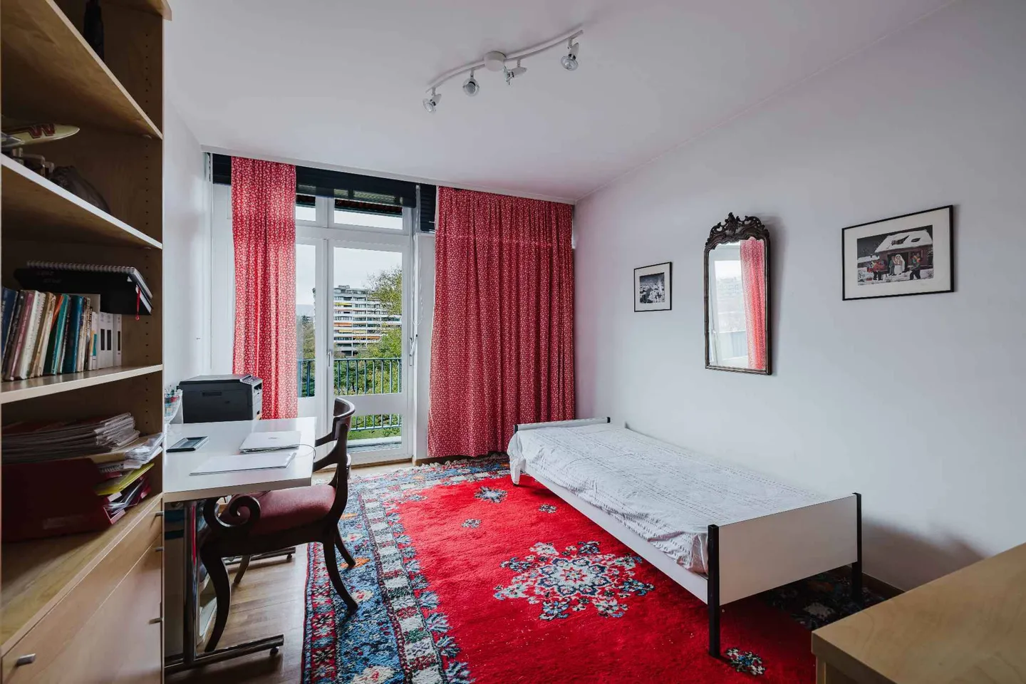 Unique Opportunity: Luxury Apartment on Higher Floor - Photo 9 of 13