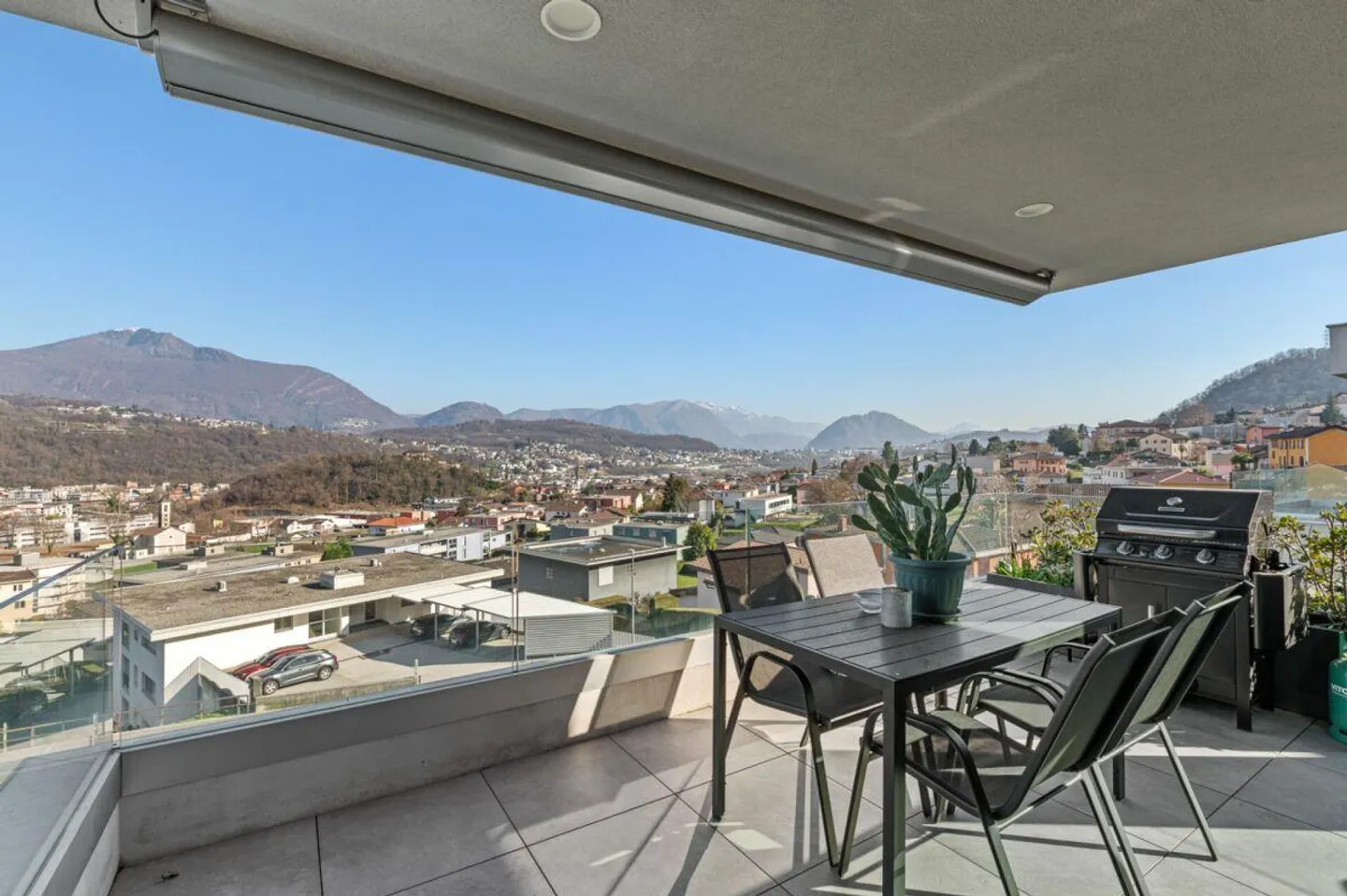 Surrounded by Nature, 4.5 Rooms with Unobstructed View - Photo 2 of 10