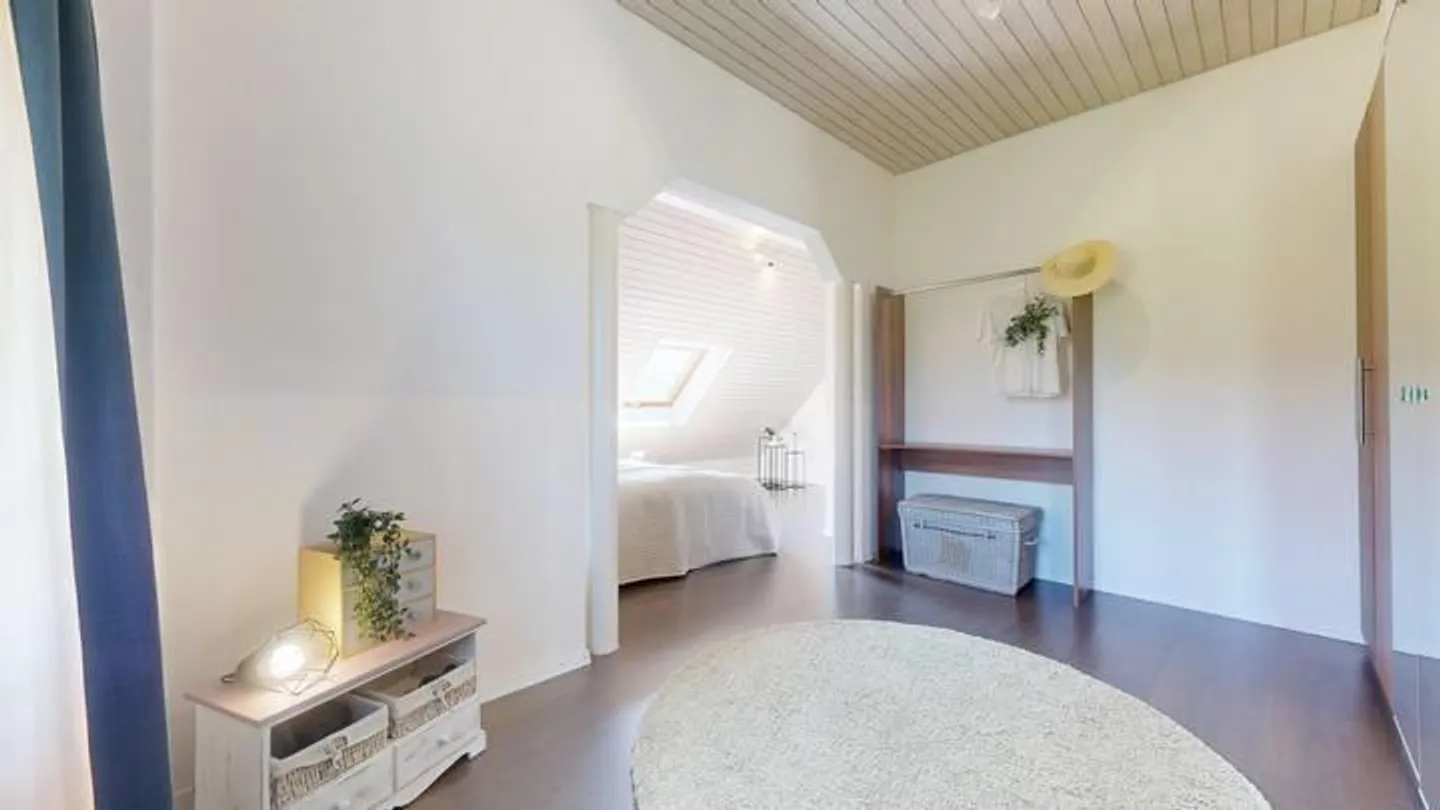 GENEROUS PENTHOUSE APARTMENT WITH DREAM TERRACE AND LOTS OF PRIVACY - Photo 4 of 8