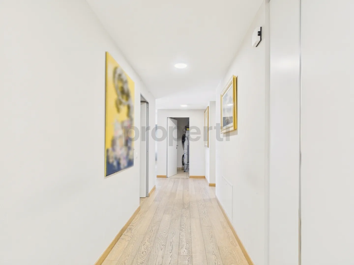 Elegante 4,5-Zimmer-Wohnung mit privatem Parkplatz, Balerna - Foto 12 von 13