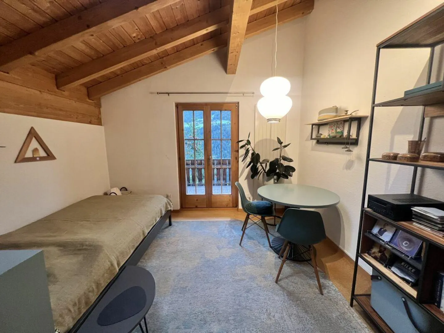Charming Single-Family Home - Close to the City of Chur and Still in the Green - Photo 7 of 8