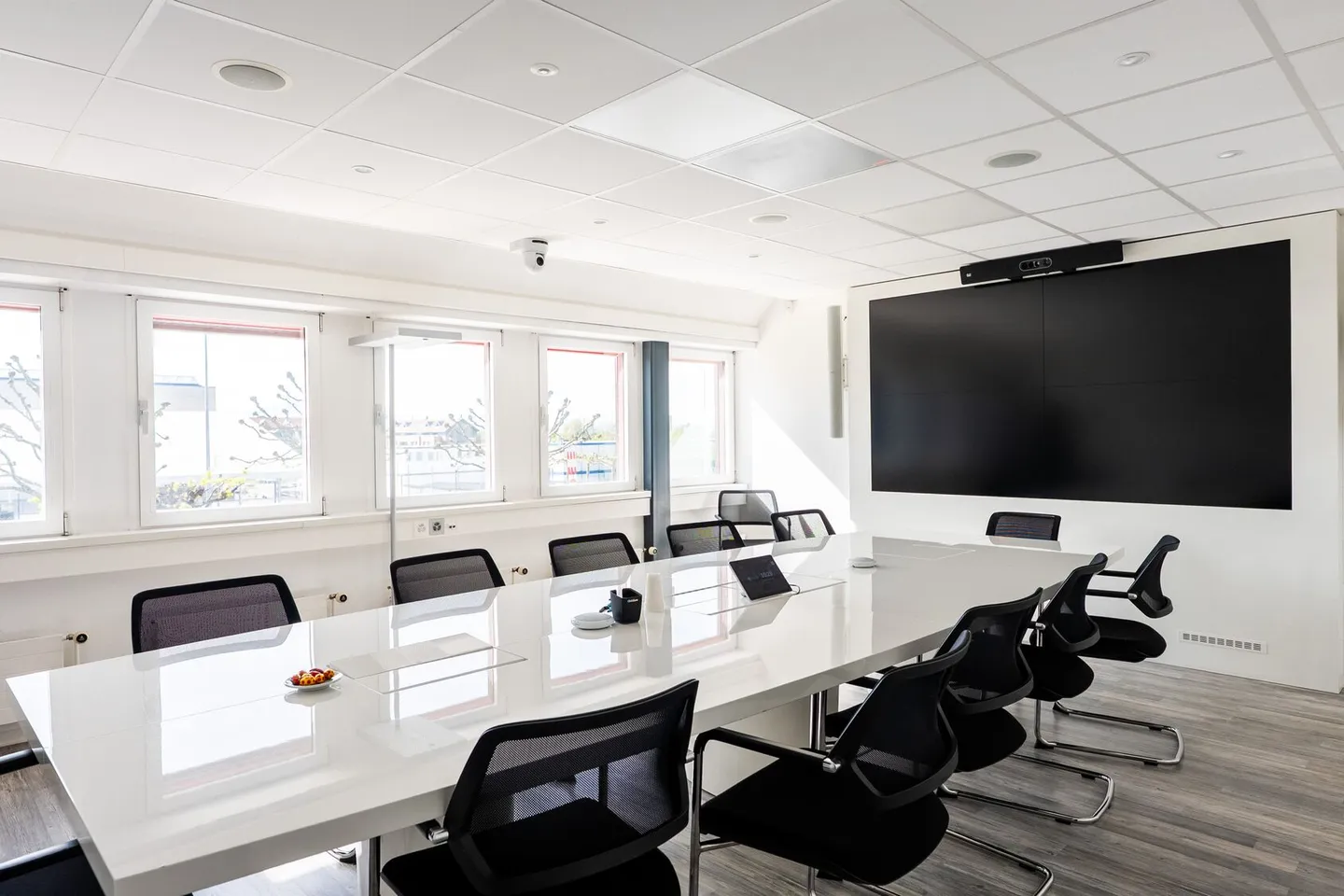 Spazio ufficio in affitto - Foto 1 di 9